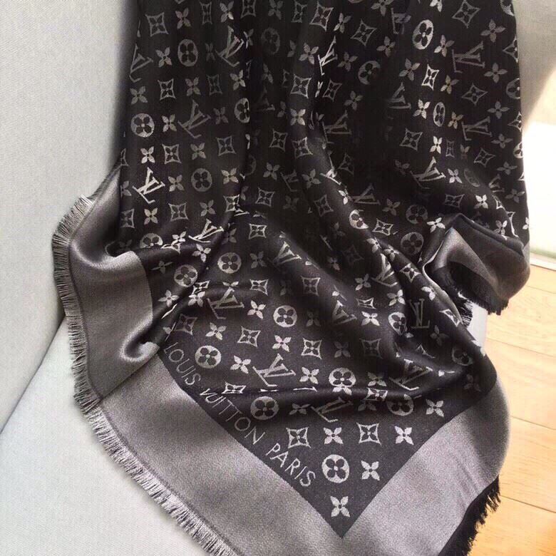 Louis Vuitton Scarf